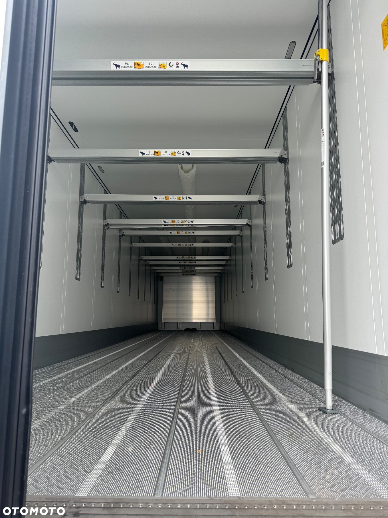 Schmitz Cargobull NOWA 2023 Chlodnia Thermo King doppelstock - 7