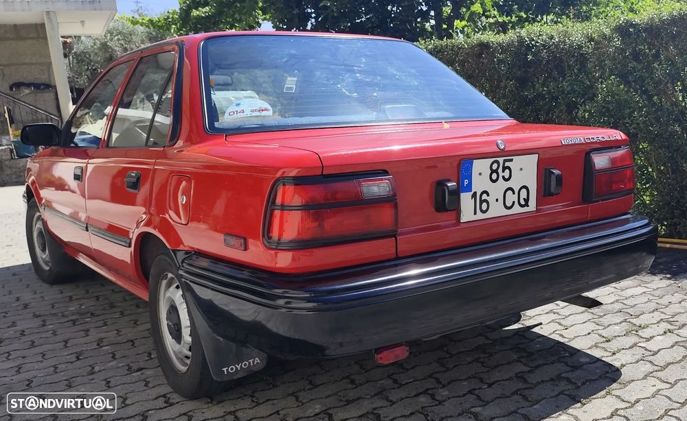 Toyota Corolla Sedan 1.6 GLi CX Aut. - 3