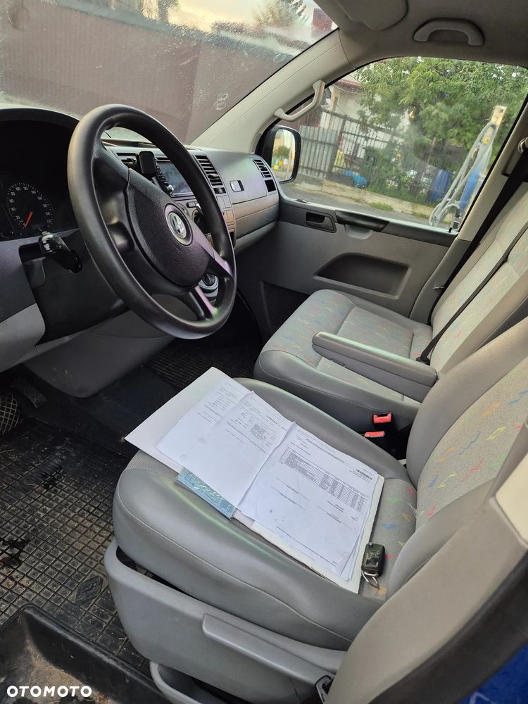 Volkswagen Transporter - 4