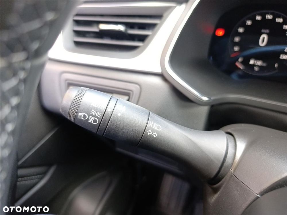 Renault Captur - 28