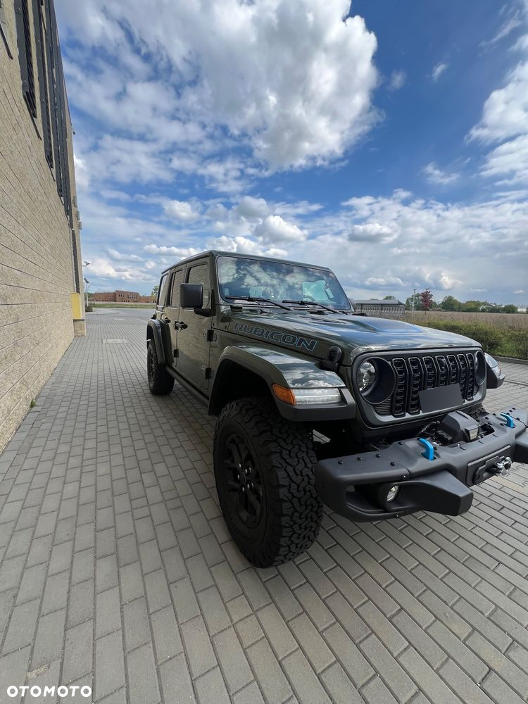 Jeep Wrangler - 11