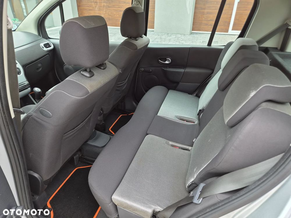 Renault Modus - 17