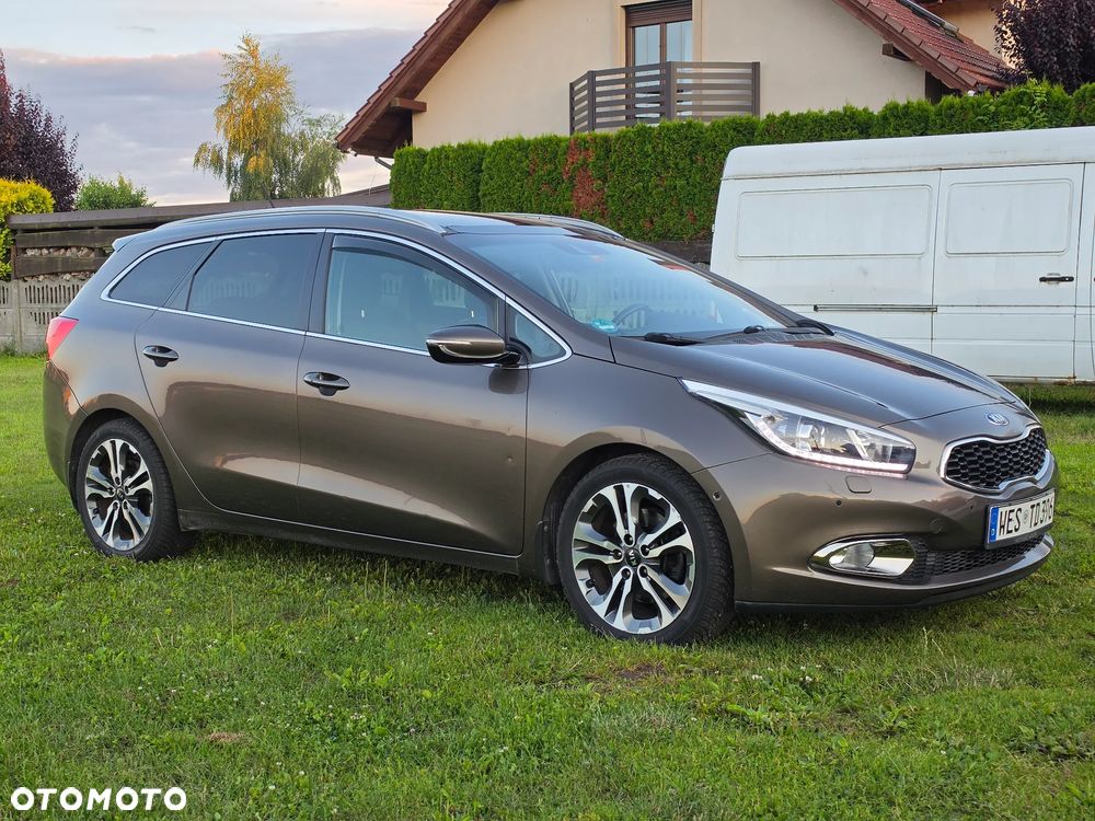 Kia Ceed 1.6 CRDi 128 Platinum Edition - 3