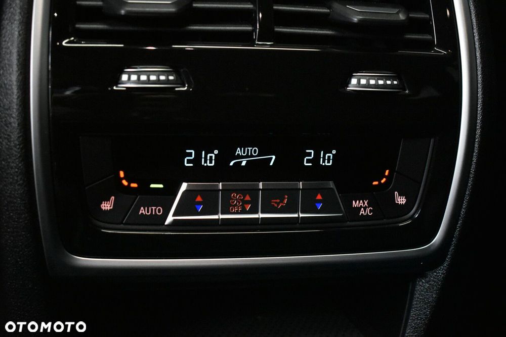 BMW X6 - 28