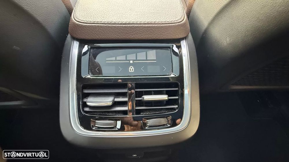 Volvo XC 90 2.0 T8 PHEV R-Design AWD - 23