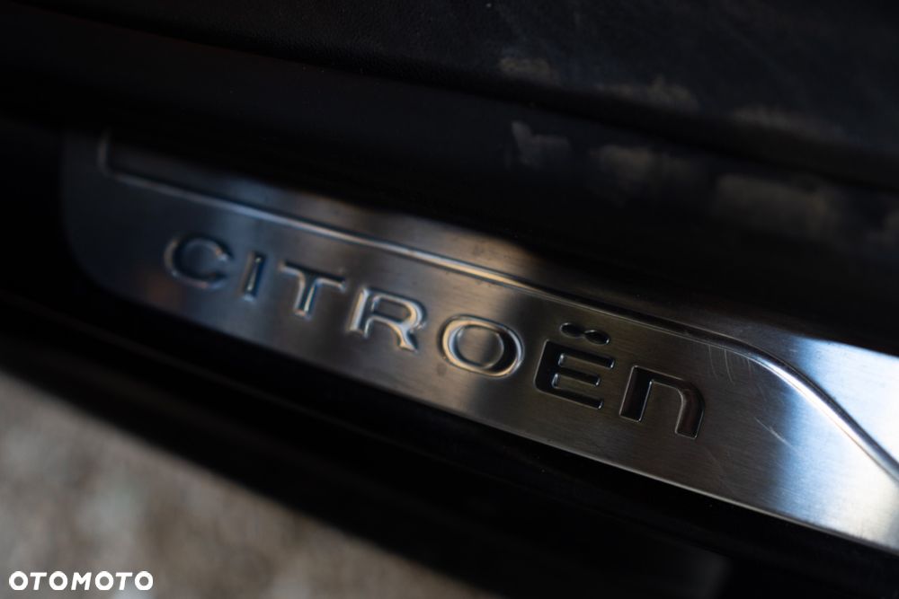 Citroën C4 VTi 120 Exclusive - 23