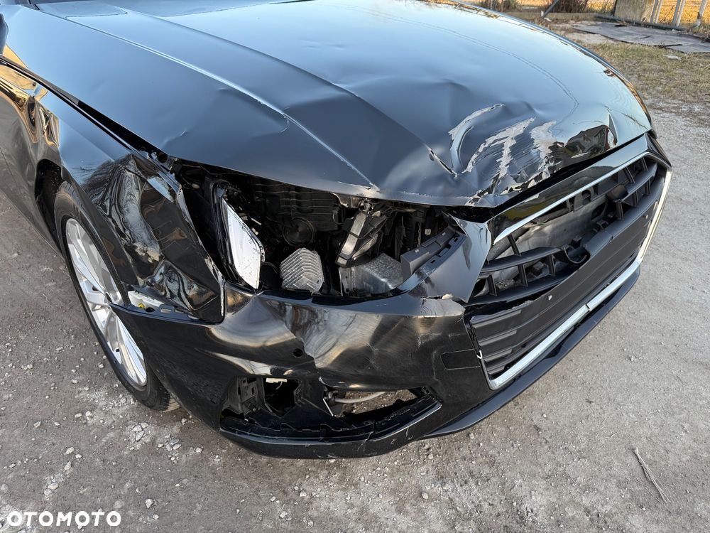 Audi A4 Avant 30 TDI S tronic advanced - 12