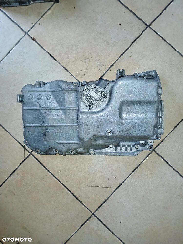 Miska olejowa BMW E87 E90 E91 E92  N47 8510206 - 1
