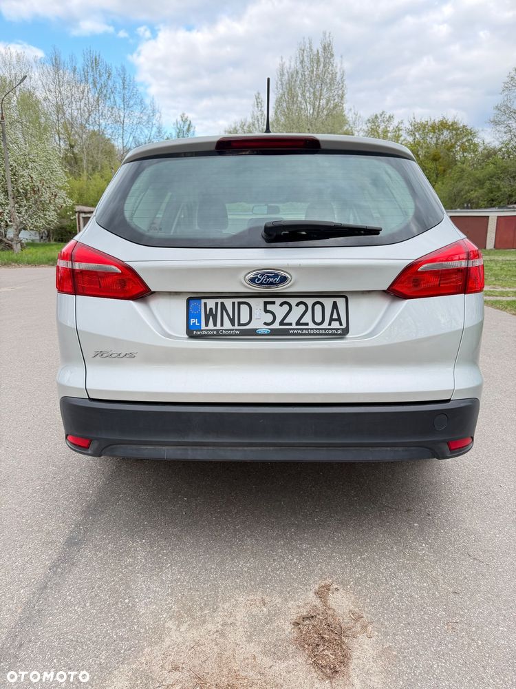 Ford Focus 1.5 TDCi SYNC Edition - 8
