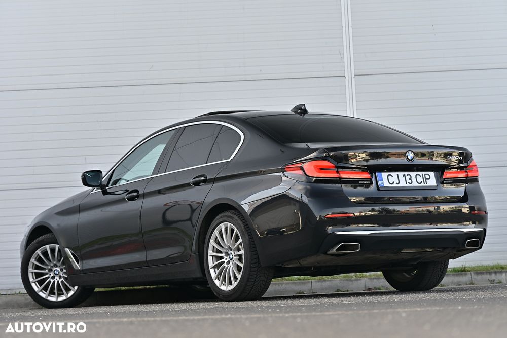 BMW Seria 5 520d Efficient Dynamics Edition Aut. Luxury Line - 13
