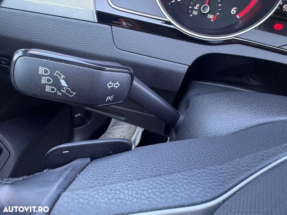 Volkswagen Passat 2.0 TDI DSG Business - 8
