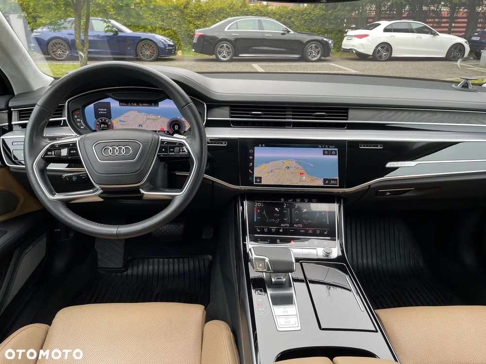 Audi A8 - 22