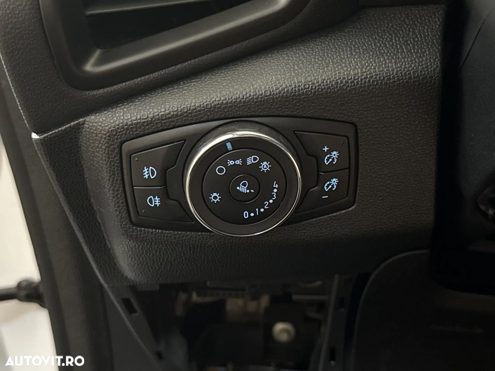 Ford EcoSport - 16