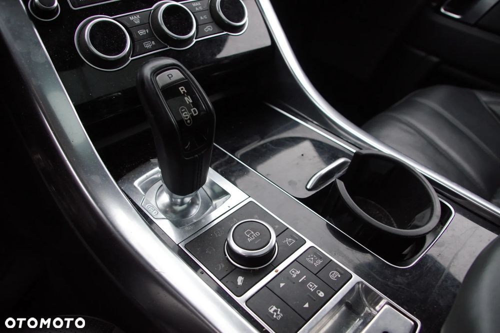 Auto na części - Land Rover Range Rover Sport II L494 3.0 SDV6 292 KM 306DT 8HP70 944 2013R Silnik Skrzynia Drzwi Błotnik Klapa Zderzak Lampa Lusterko Klamka Szyba Deska Kokpit Sterownik Moduł Czujnik Licznik Wyświetlacz Panel Kierownica - 15