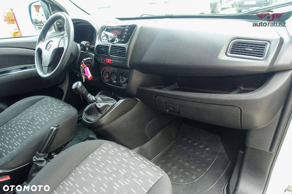 Opel Combo - 18