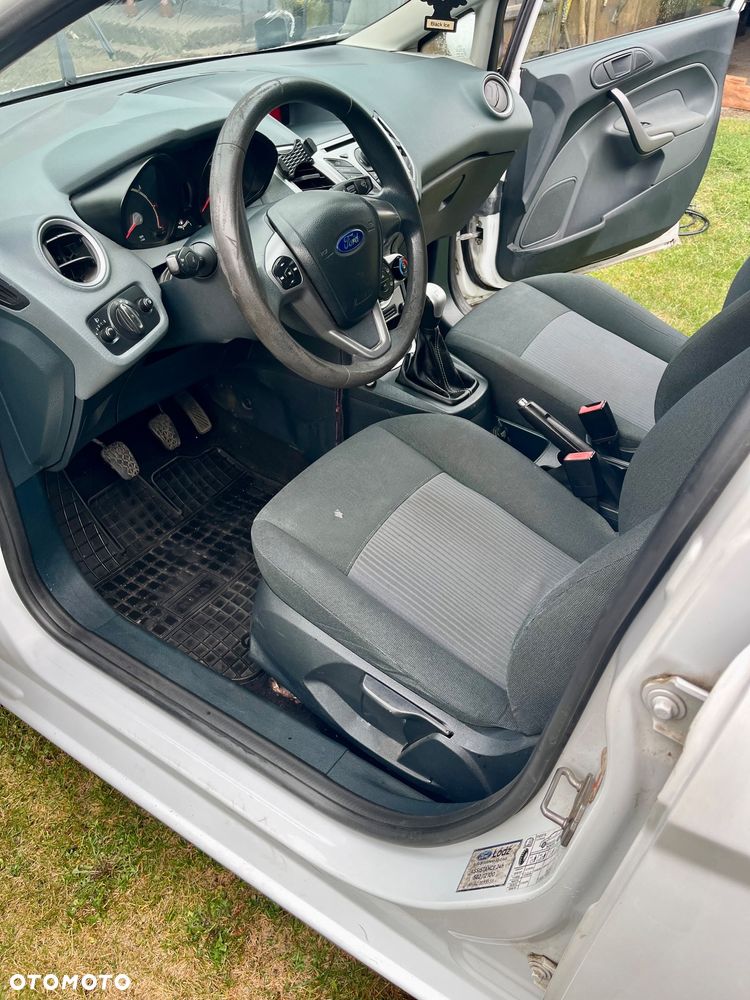 Ford Fiesta 1.4 TDCi Titanium - 9