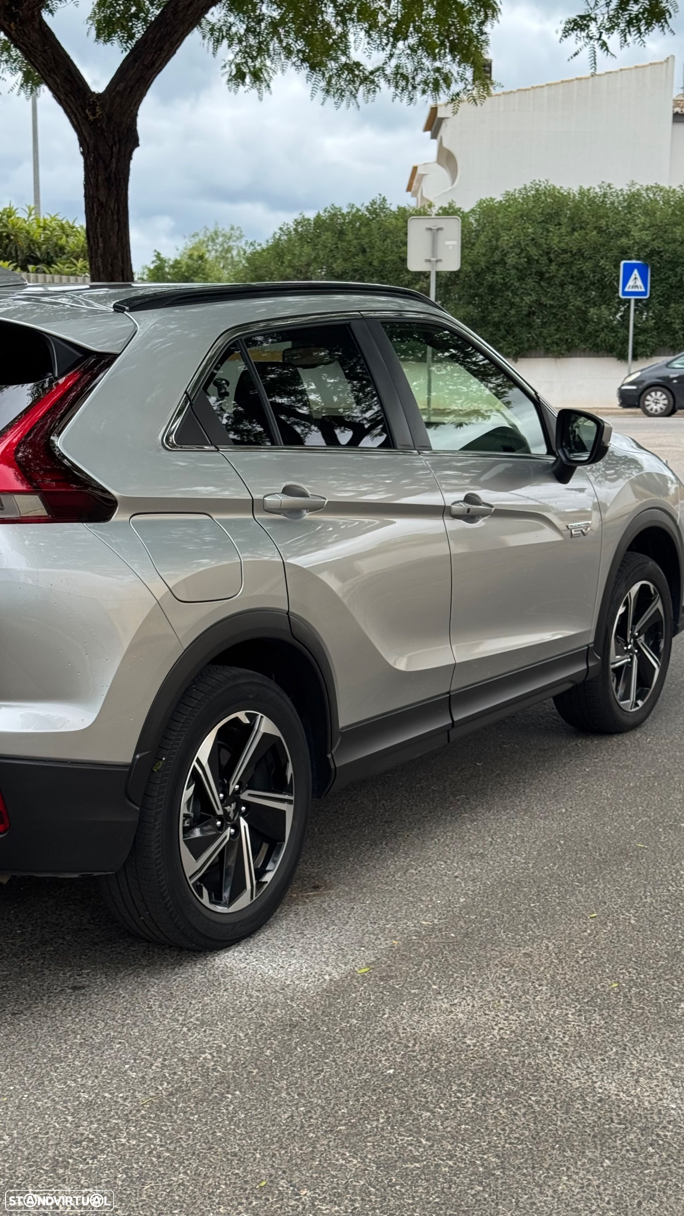Mitsubishi Eclipse Cross - 2