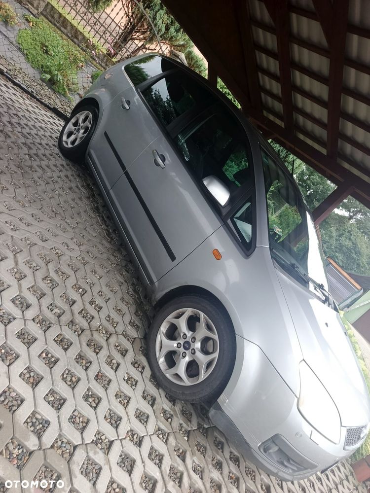 Ford C-MAX - 1