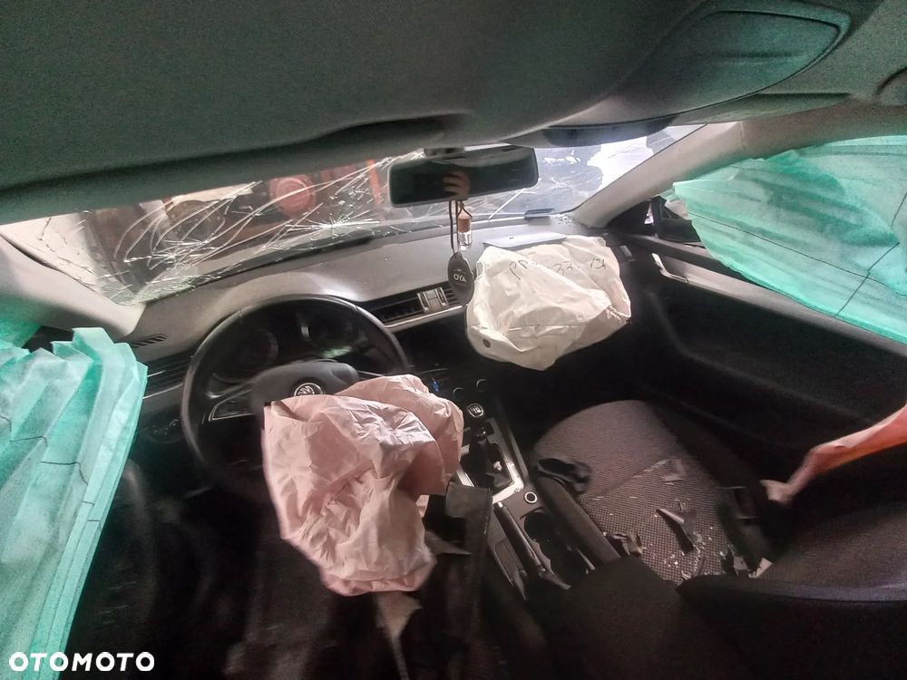 SKODA OCTAVIA III 3 z silnikiem 2.0 TDI 150km o oznaczeniu CRMB ze skrzynią manualną 6 - 6