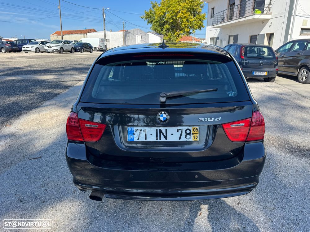 BMW 318 d Dynamic - 5