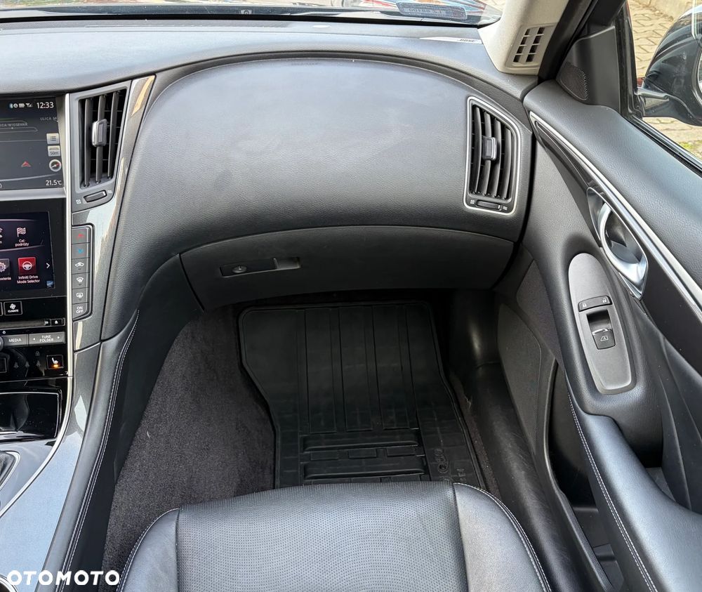 Infiniti Q50 2.0t Premium Sound Studio by Bose - 26