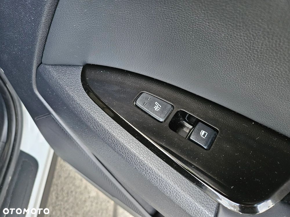 Kia Sportage - 14