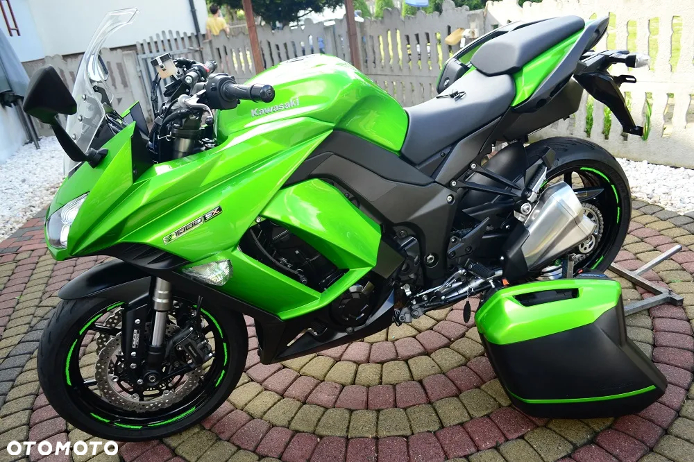 Kawasaki Ninja 1000 SX - 22
