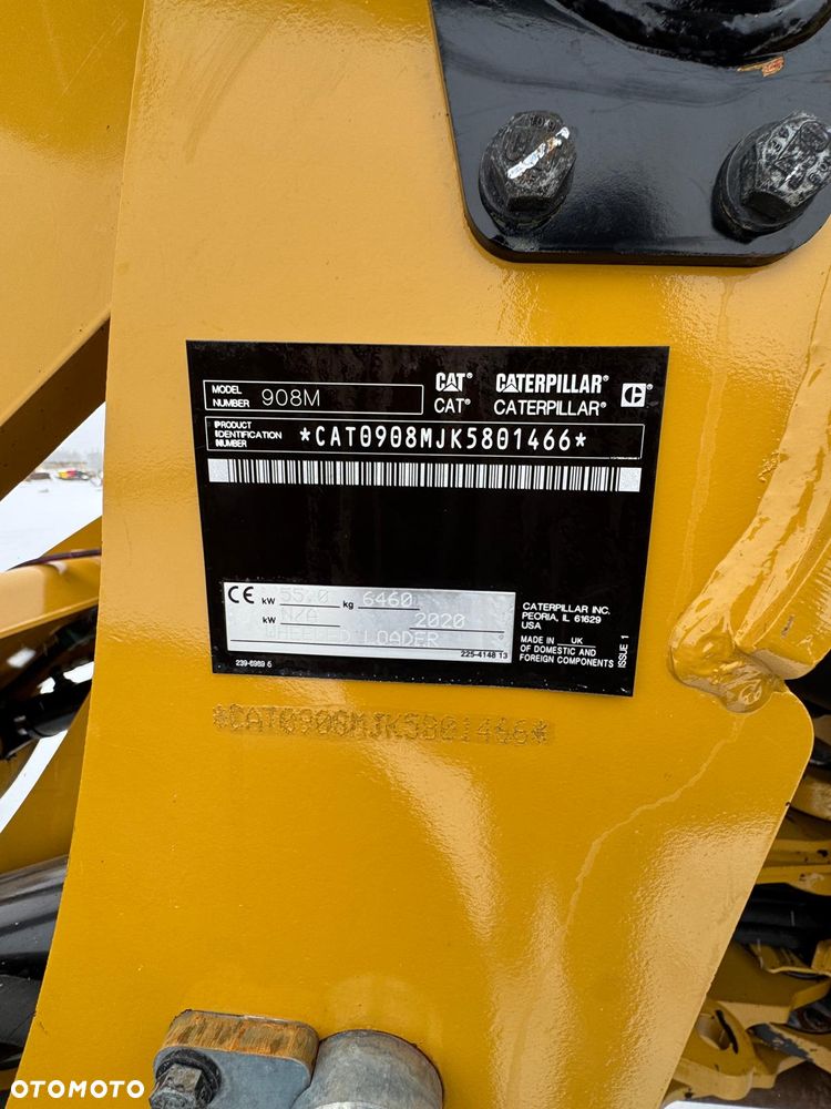Caterpillar 908M - 19