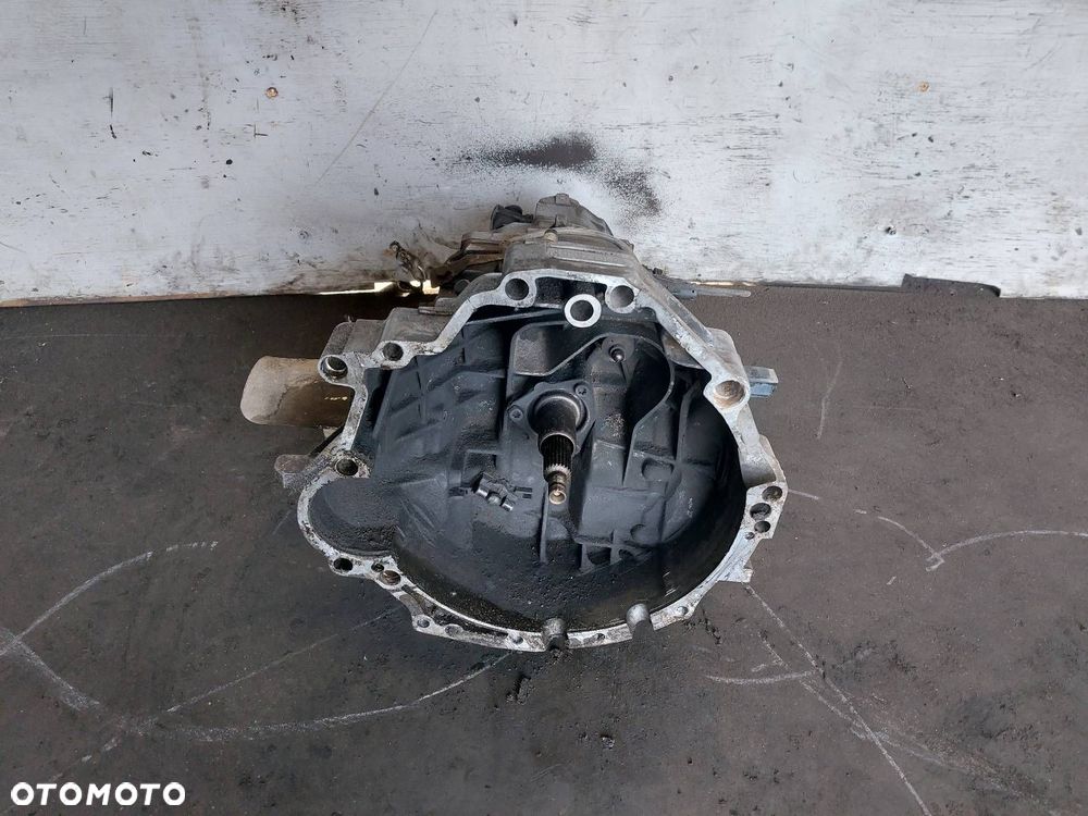 SKRZYNIA BIEGÓW PASSAT B5 1.8 T DHW - 1