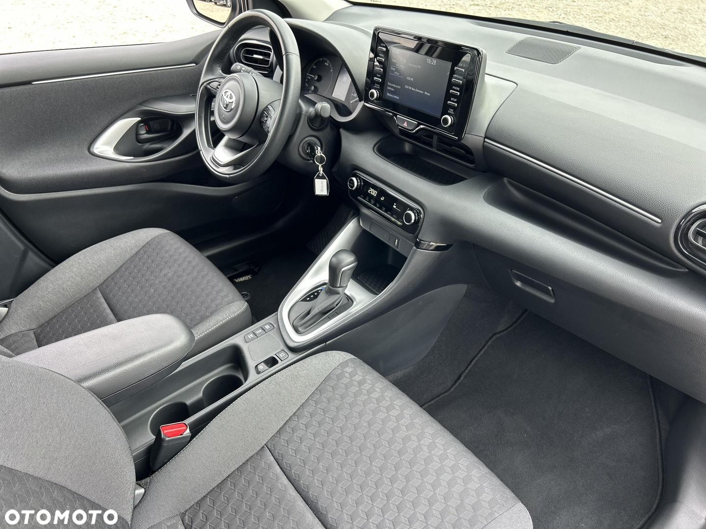 Toyota Yaris - 15