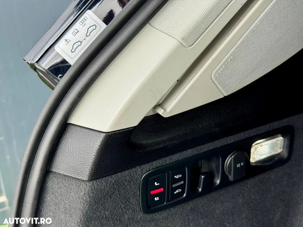 Audi Q7 e-tron 3.0 TDI quattro Tiptronic - 22