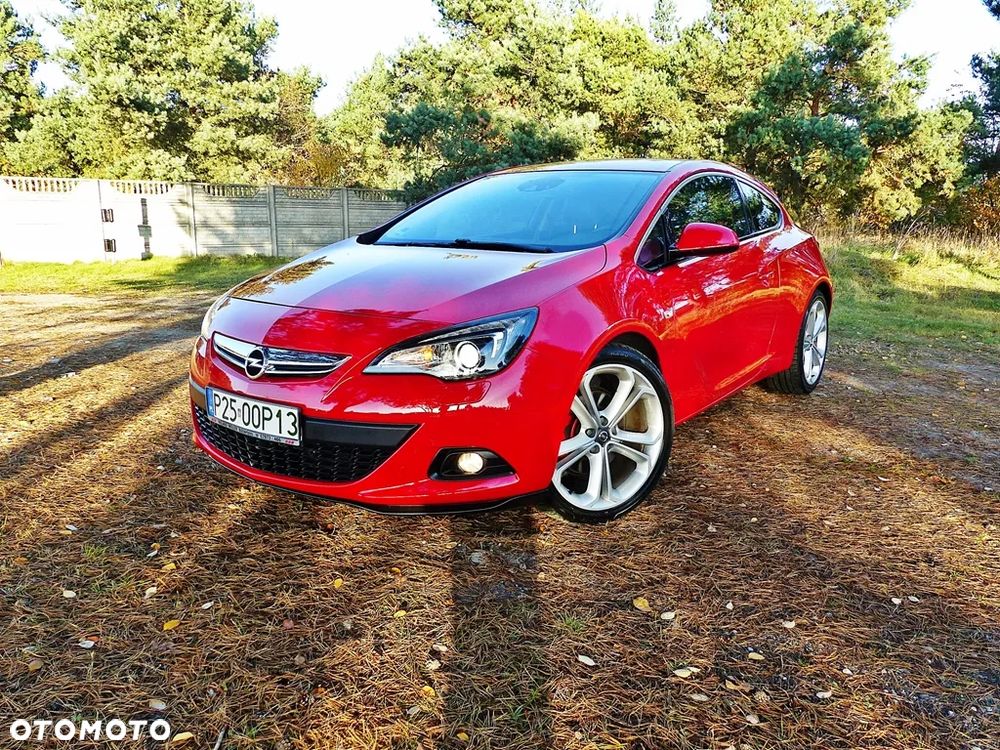 Opel Astra 1.6 Turbo Cosmo - 40