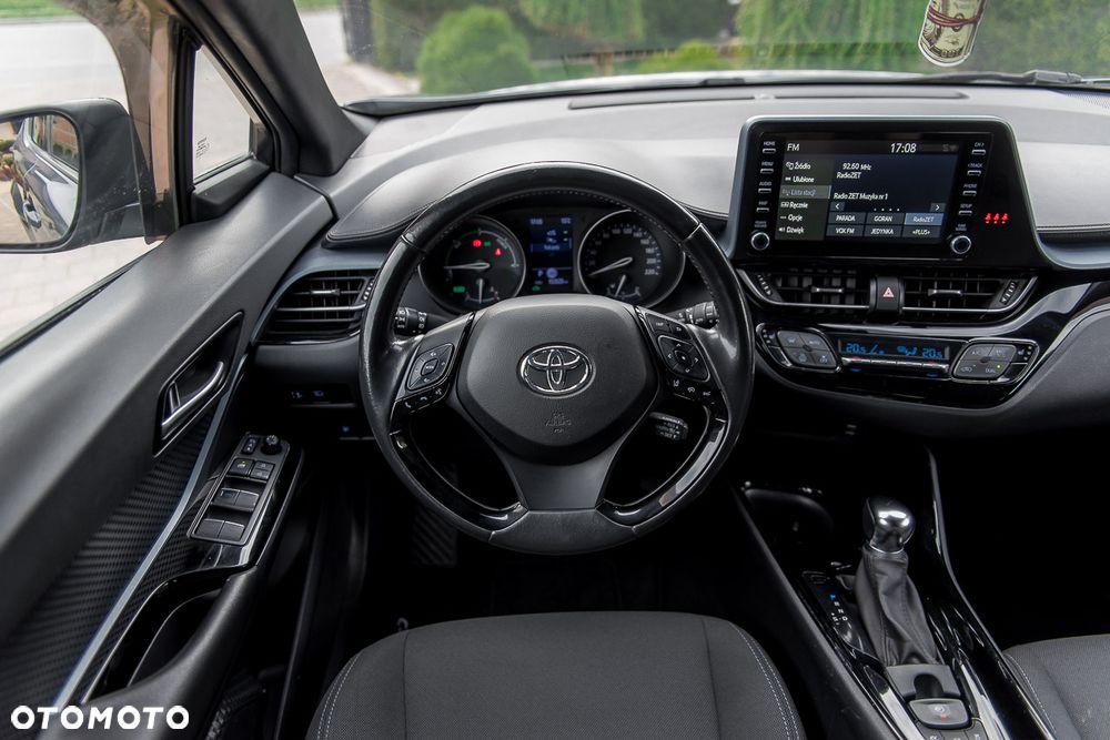 Toyota C-HR 2.0 Business-Edition - 33