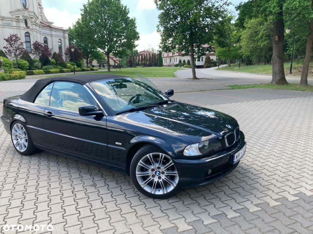 BMW Seria 3 323i - 17