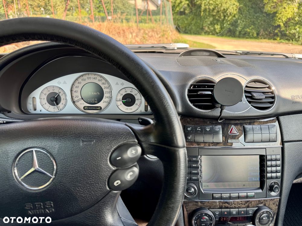 Mercedes-Benz CLK - 10