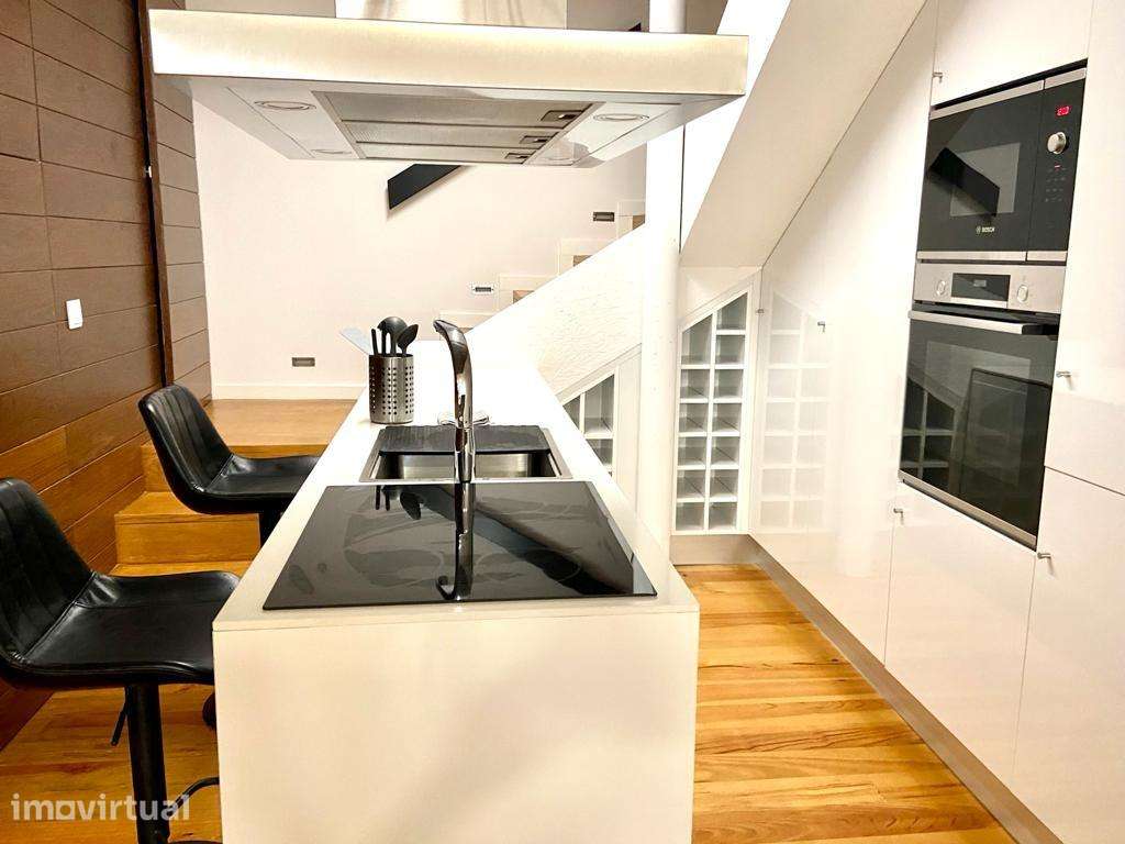Fantastico T1 com mezanino Duplex em Campanhã - Grande imagem: 2/16