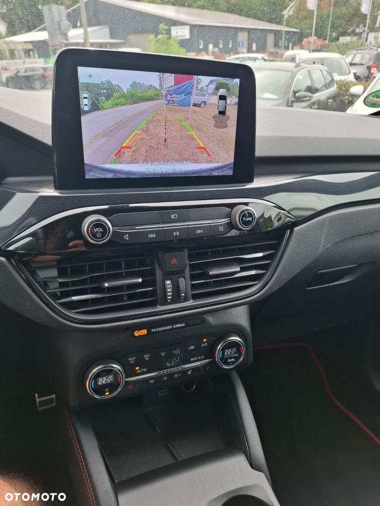 Ford Kuga - 14