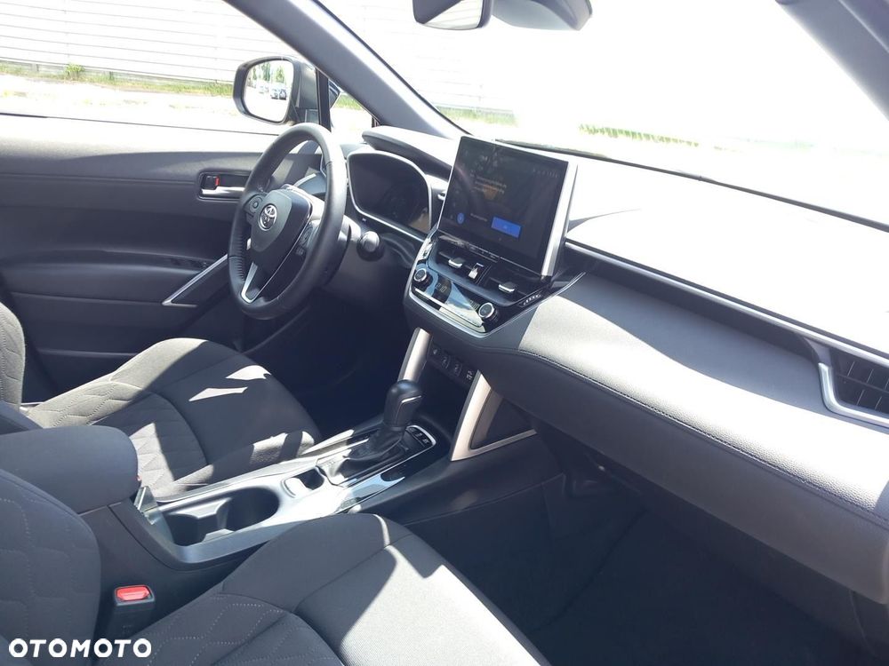 Toyota Corolla Cross 2.0 Hybrid Style AWD - 13