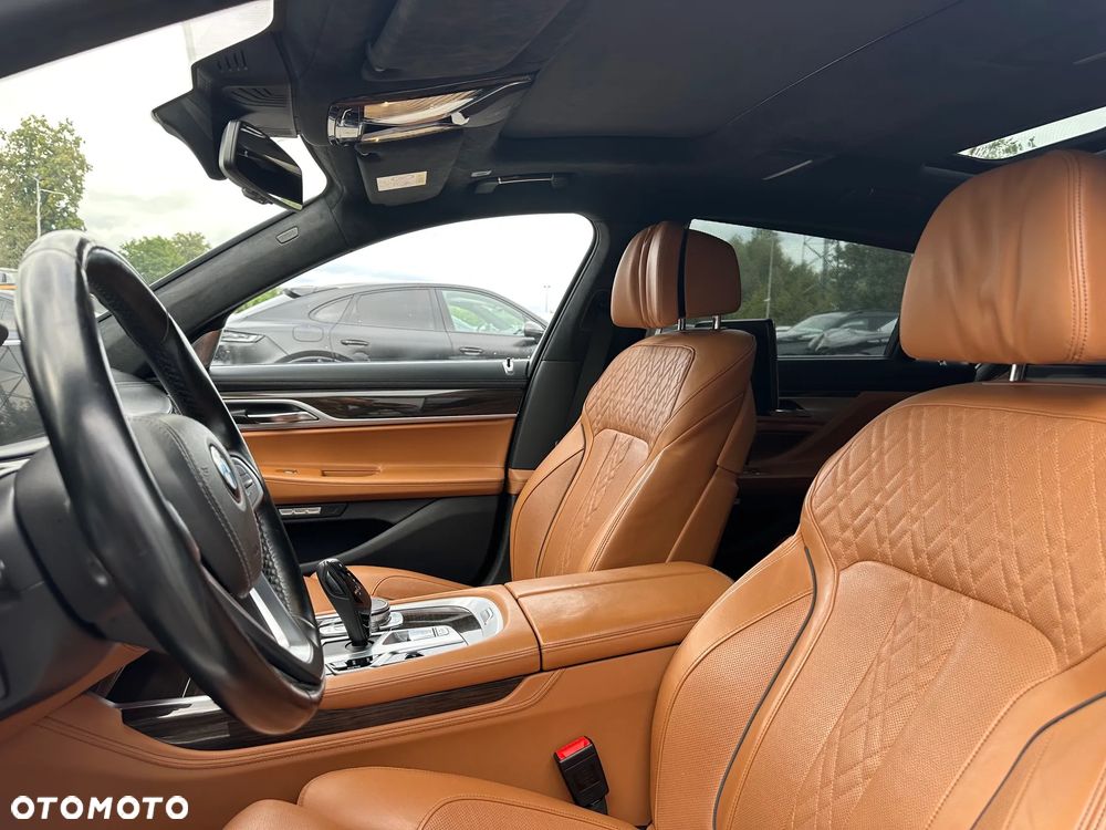 BMW Seria 7 - 14