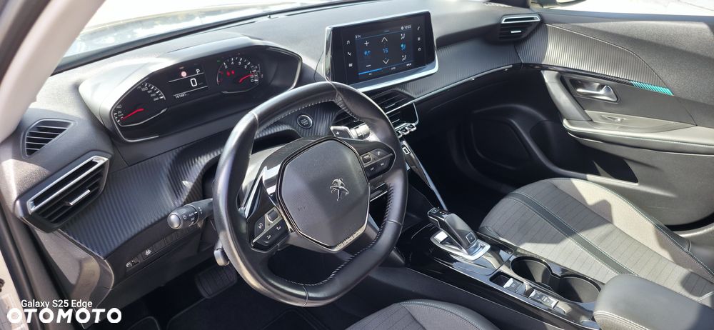 Peugeot 2008 1.5 BlueHDi Allure Pack S&S EAT8 - 17
