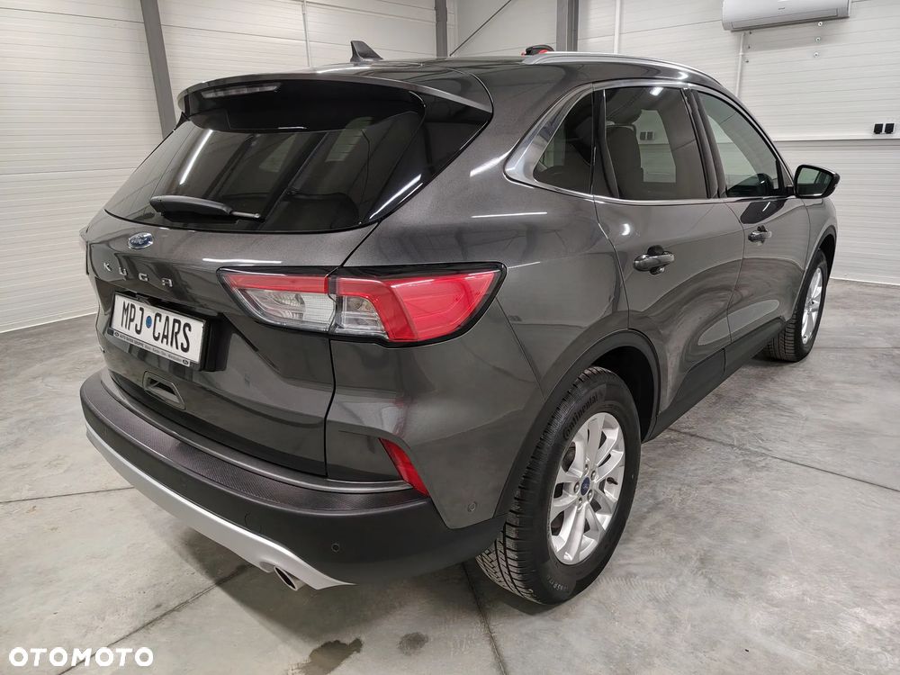 Ford Kuga - 12