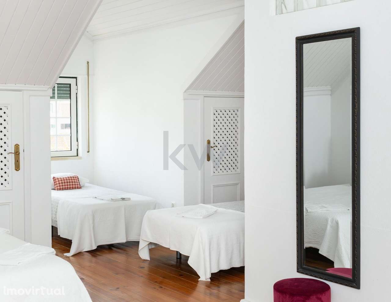 Moradia T5 com Sótão e Garagem, Azambuja|  Próxima de Lisboa - Grande imagem: 5/47