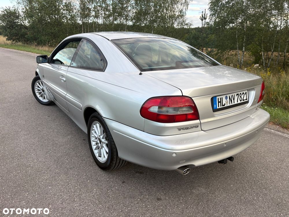 Volvo C70 2.4 - 16