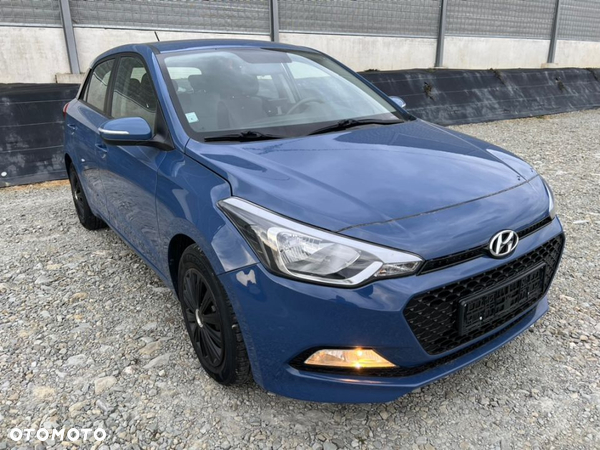 Hyundai i20 blue 1.2