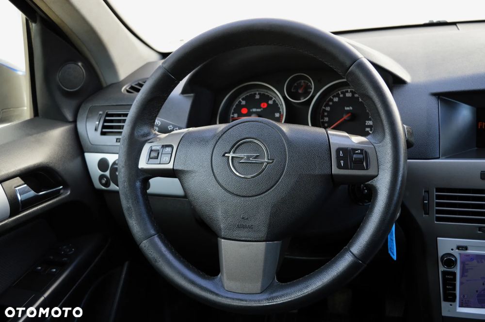 Opel Astra 1.9 CDTI Edition - 22