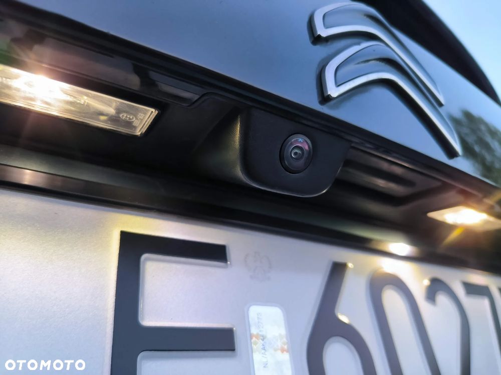 Citroën C4 PureTech 100 Stop&Start LIVE PACK - 18