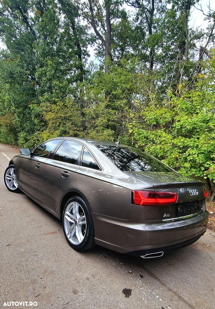 Audi A6 Avant 2.0 TDI Ultra S tronic - 15