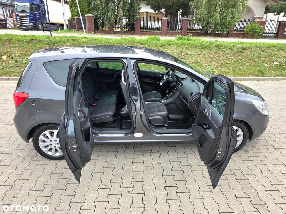 Opel Meriva - 8