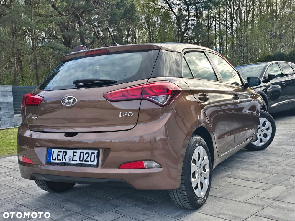 Hyundai i20 1.2 - 10