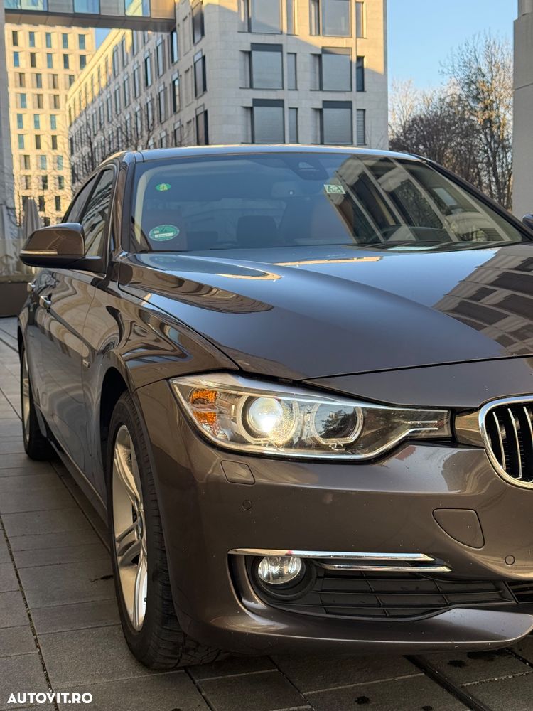 BMW Seria 3 318d Luxury Line - 2
